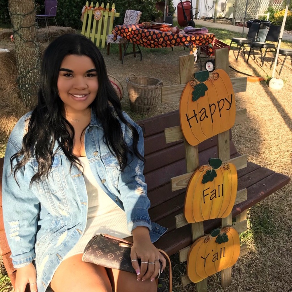 Meet your Posher, Tyra